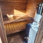 Haagisel sauna lava ja puukeris – saunapeo saun